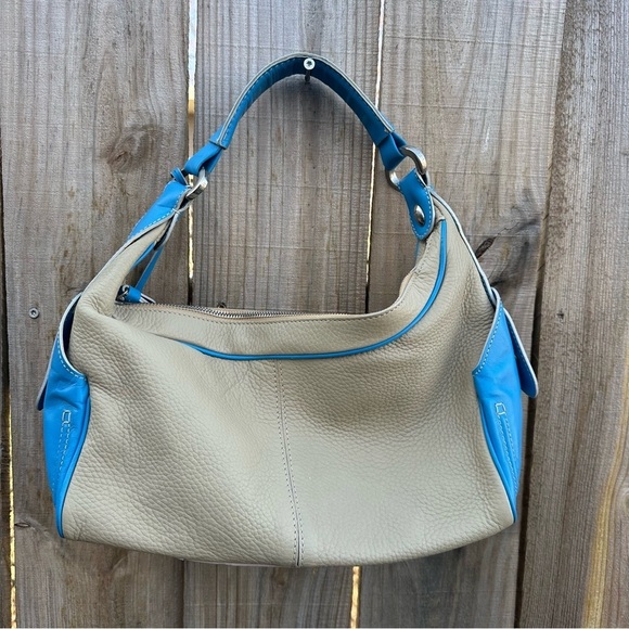 Tod's Blue and Tan Shoulder Bag with Slouchy Design - Picture 8 of 16